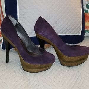Jessica Simpson heels
